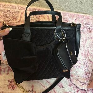 Juicy Couture Tied with a bow Tote Bag and wallet